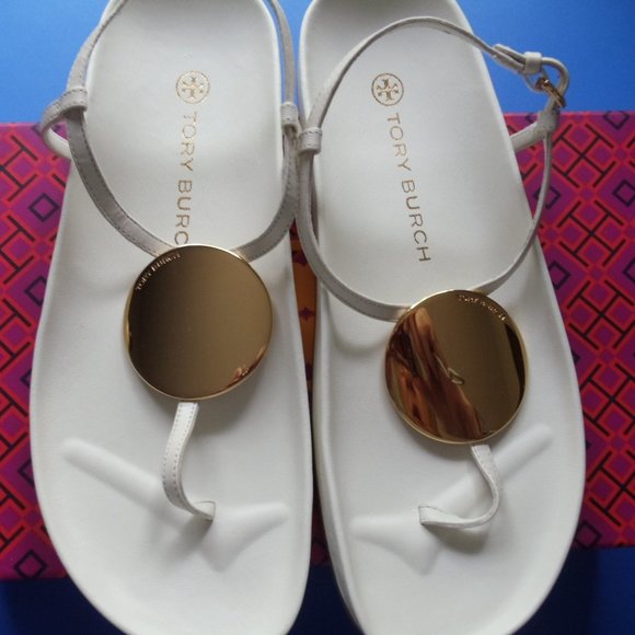 Tory Burch sz 7.5 PATOS Thong Sandals Ivory Leather w/Gold Disk Medallion MIB - Picture 2 of 4